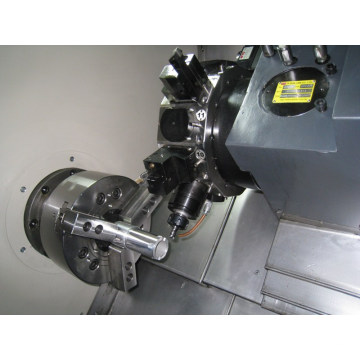 CNC650, Drehmaschine, Fräsdrehmaschine, Drilling Lahte, Gewindeschneidmaschine Kombinierte Drehmaschine